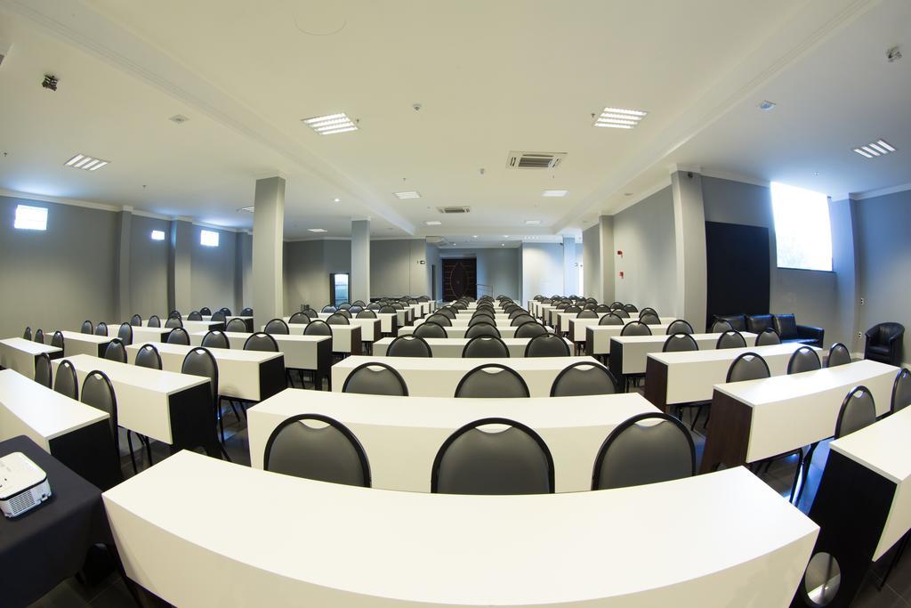 Prix Hotel Passo Fundo Exterior foto